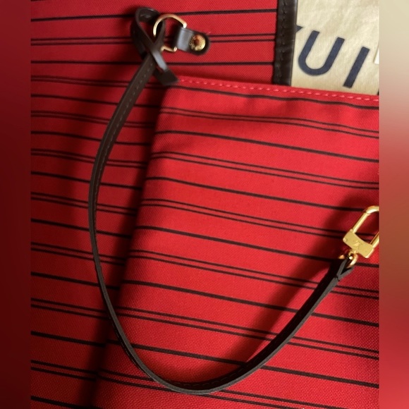 Gorgeous Authentic Louis Vuitton Damier Ebene Neverfull MM, NWT! - Picture 13 of 16